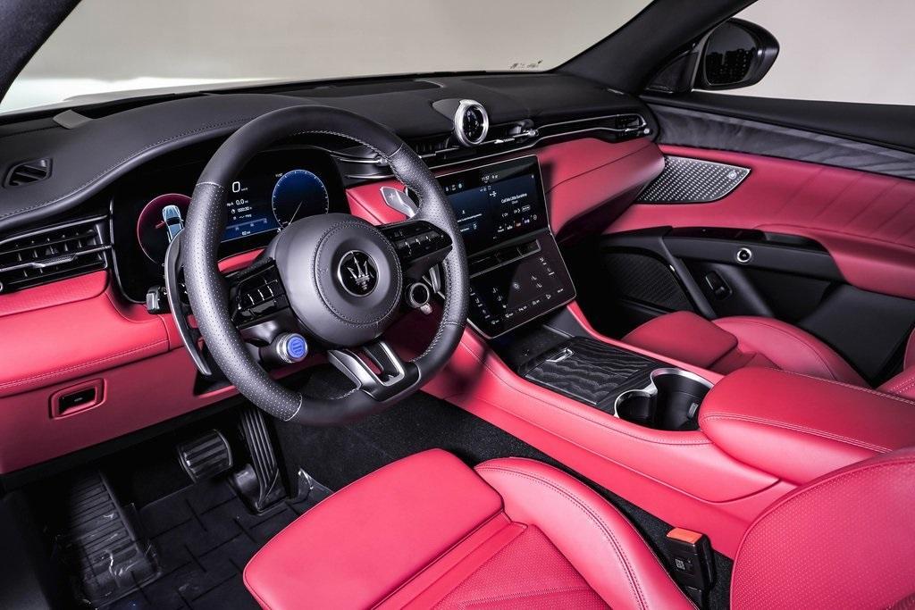 new 2025 Maserati Grecale car, priced at $86,825