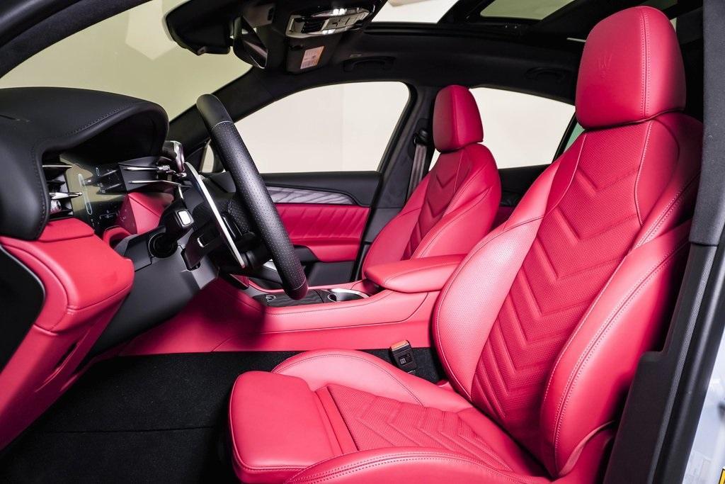 new 2025 Maserati Grecale car, priced at $86,825