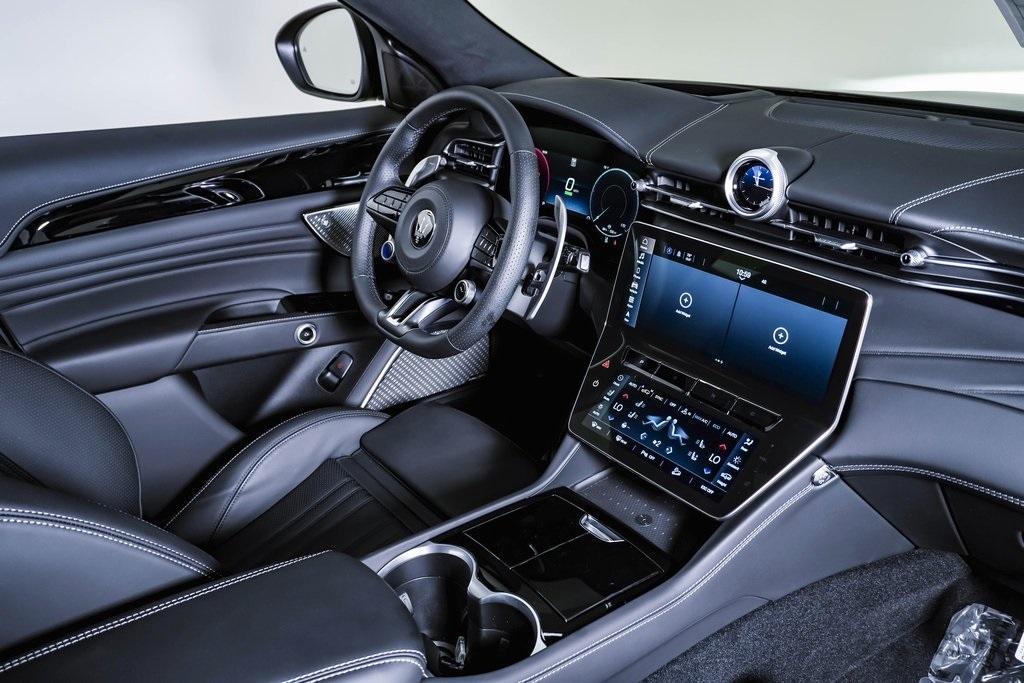 new 2025 Maserati Grecale Folgore car, priced at $116,355