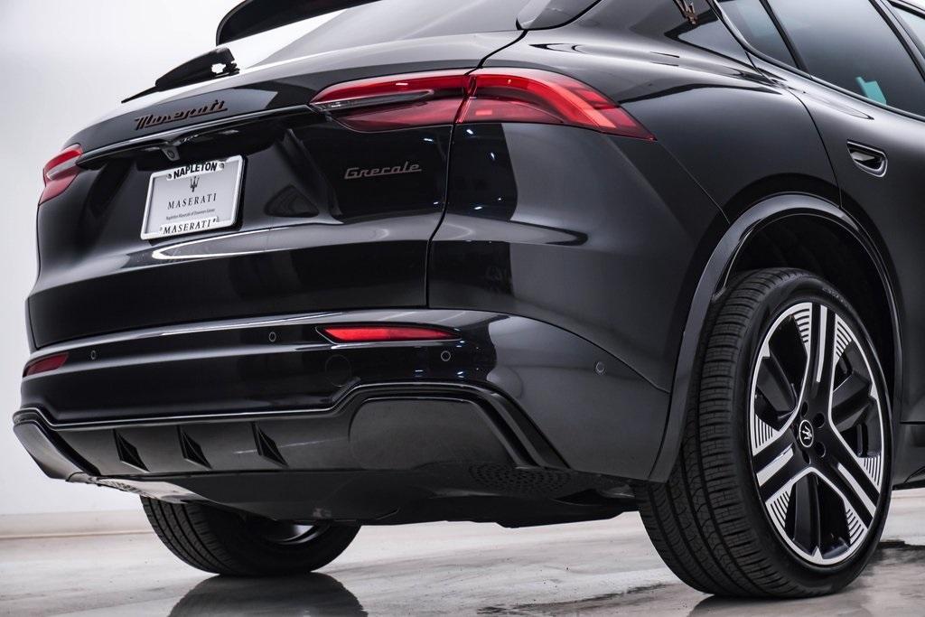 new 2025 Maserati Grecale Folgore car, priced at $116,355