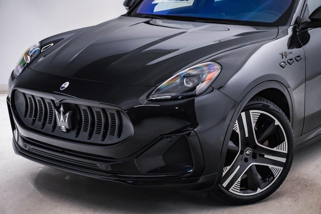 new 2025 Maserati Grecale Folgore car, priced at $116,355