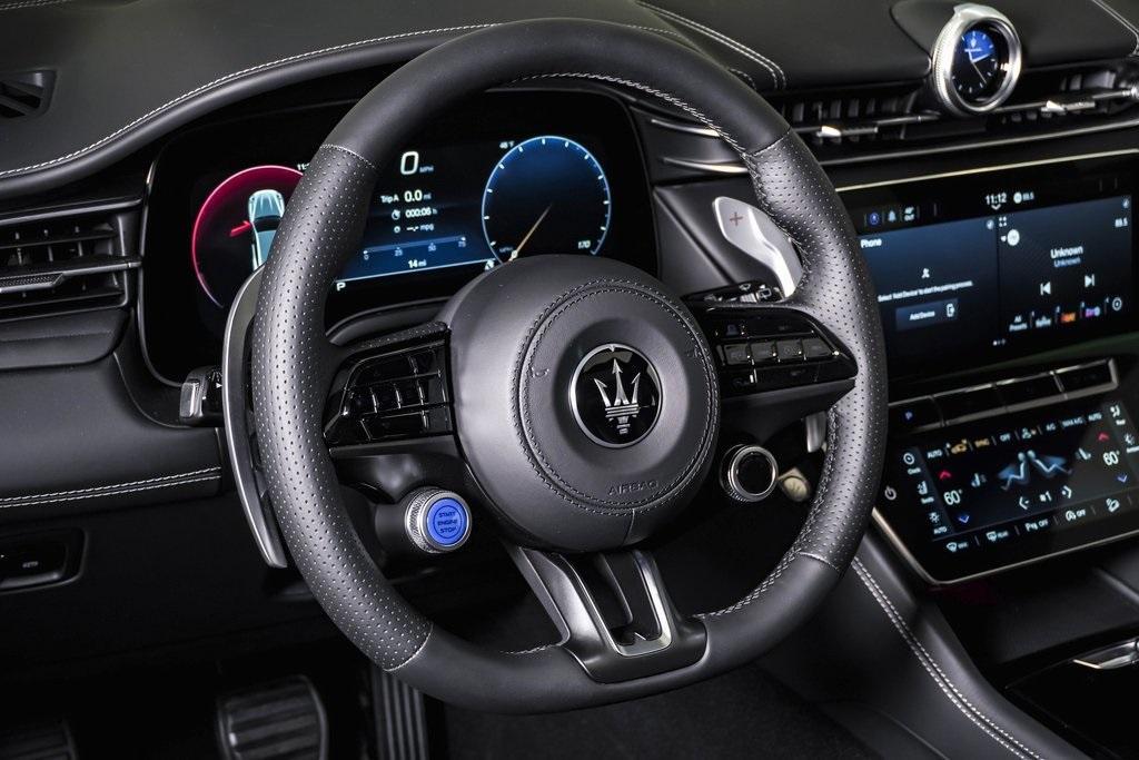 new 2025 Maserati Grecale car, priced at $80,195