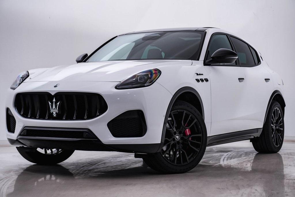 new 2025 Maserati Grecale car, priced at $80,195