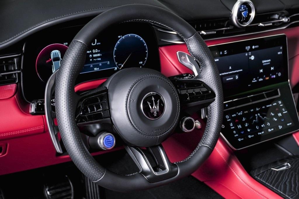 new 2025 Maserati Grecale car, priced at $83,850