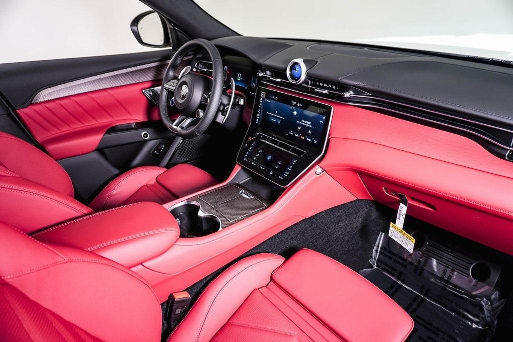 new 2025 Maserati Grecale Folgore car, priced at $109,295