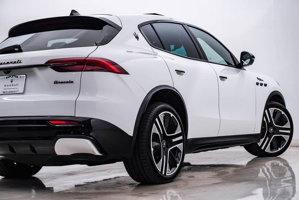 new 2025 Maserati Grecale Folgore car, priced at $109,295