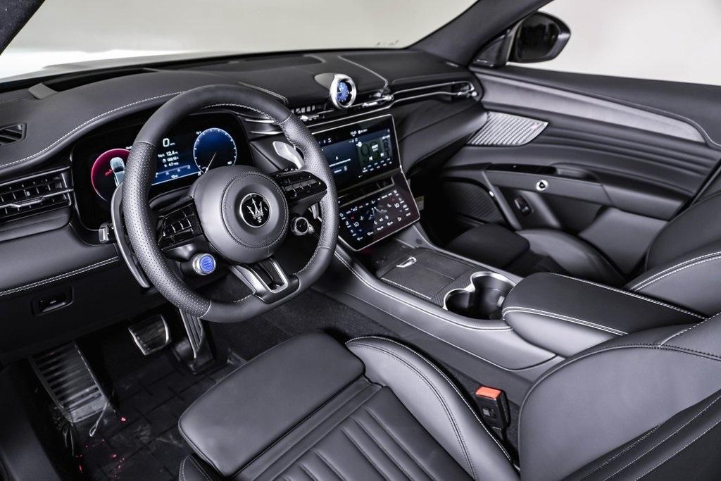 new 2025 Maserati Grecale car, priced at $124,525