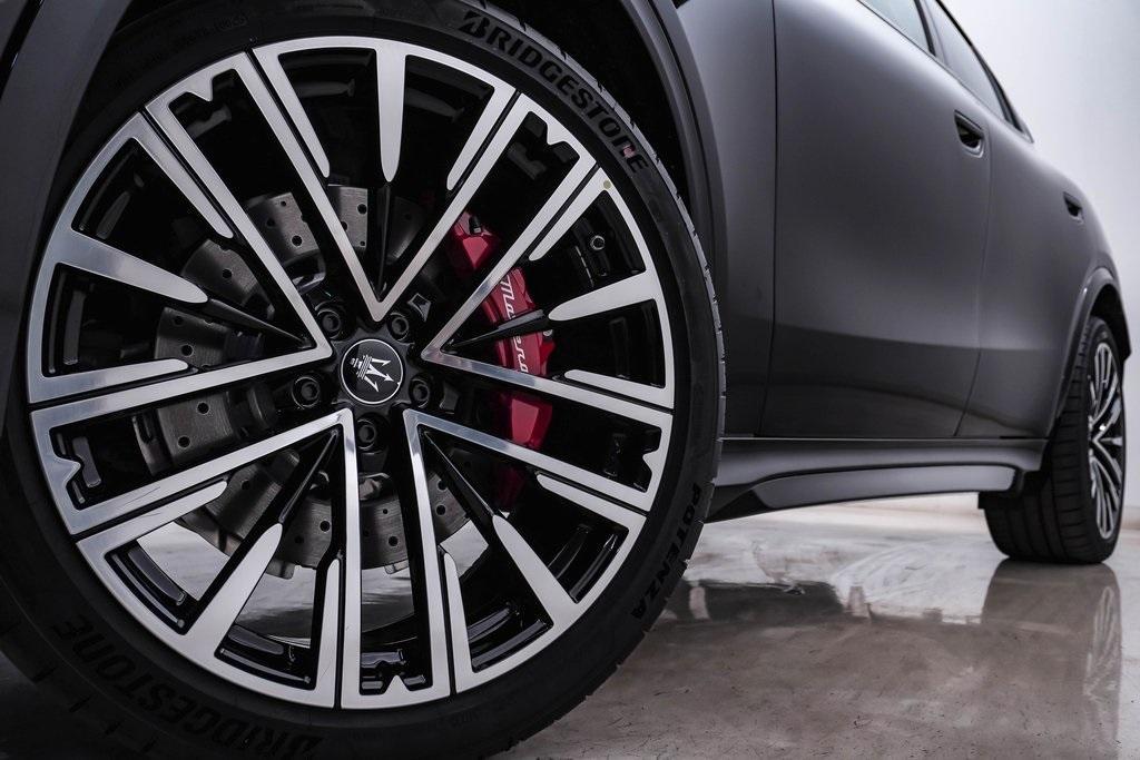 new 2025 Maserati Grecale car, priced at $124,525