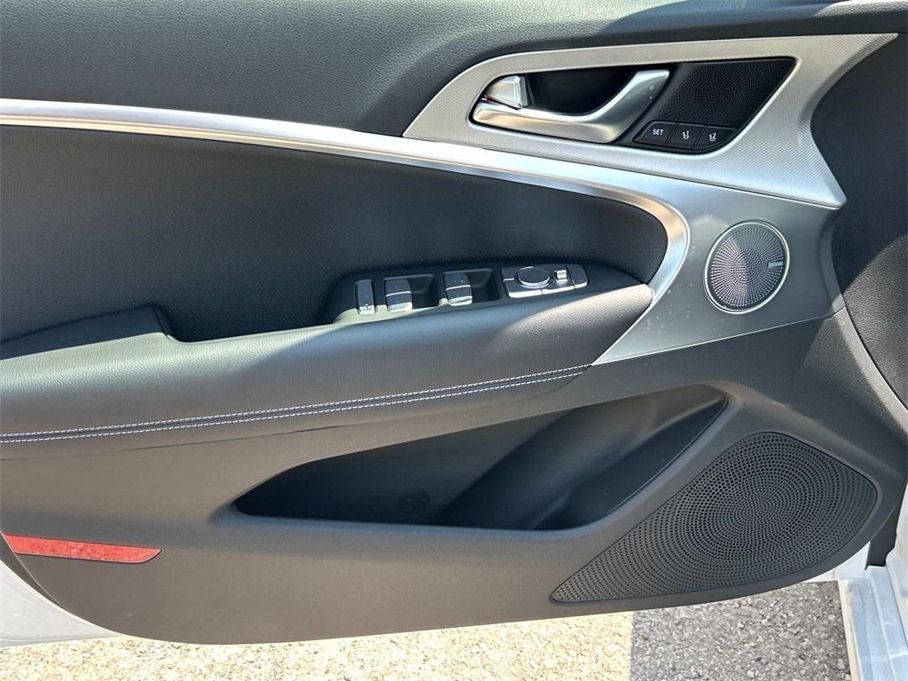 new 2026 Genesis G70 car, priced at $49,310