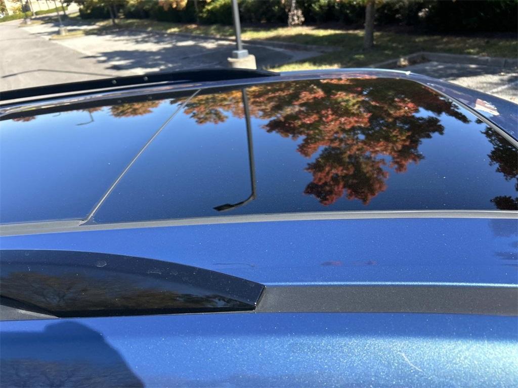 used 2024 Chevrolet Traverse car, priced at $47,902