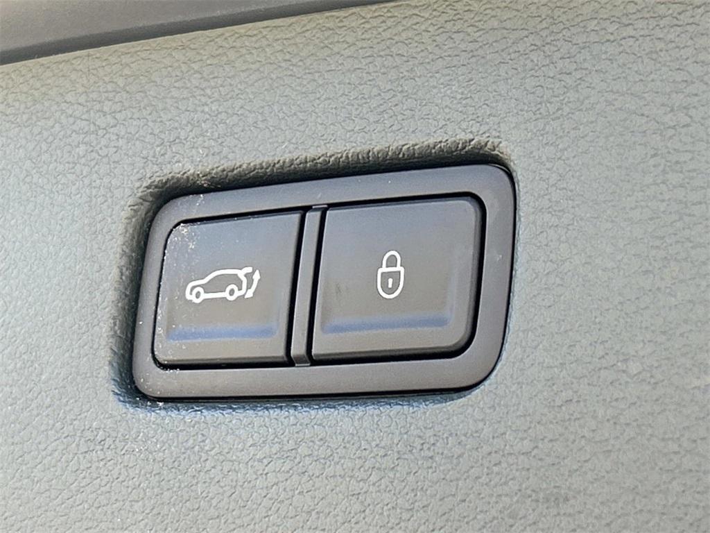 used 2025 Genesis GV80 car, priced at $62,902