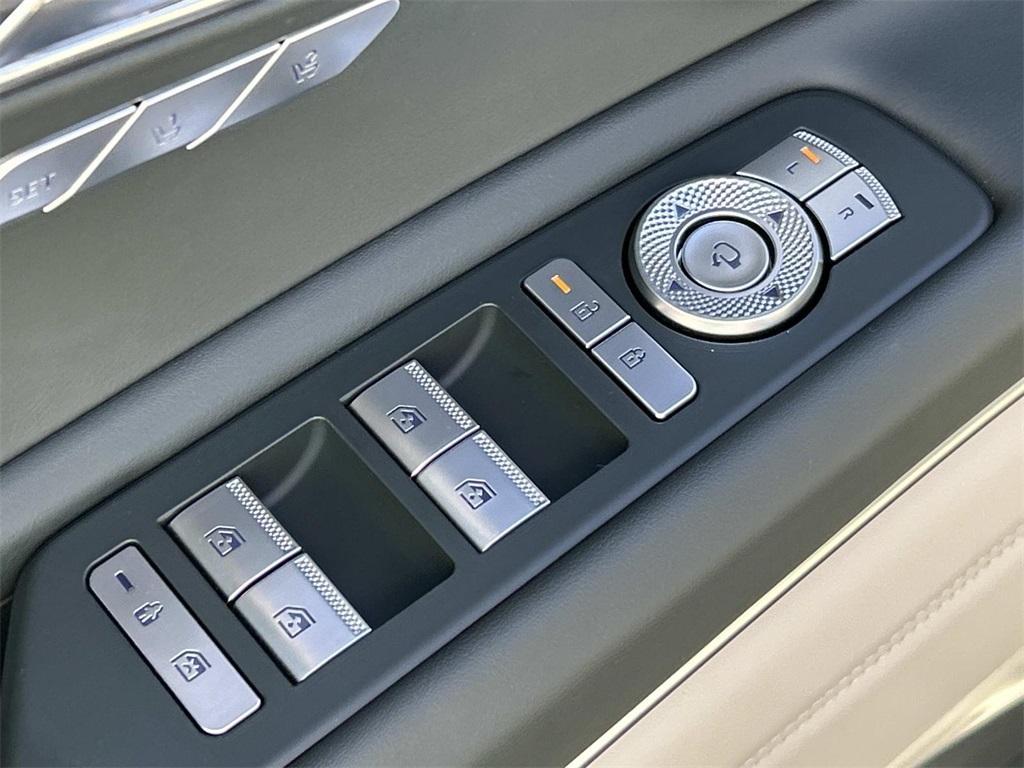 used 2025 Genesis GV80 car, priced at $62,902