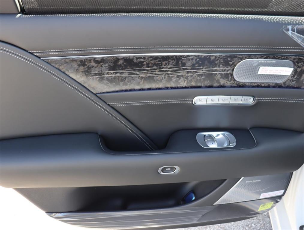 new 2024 Genesis G90 car, priced at $93,270