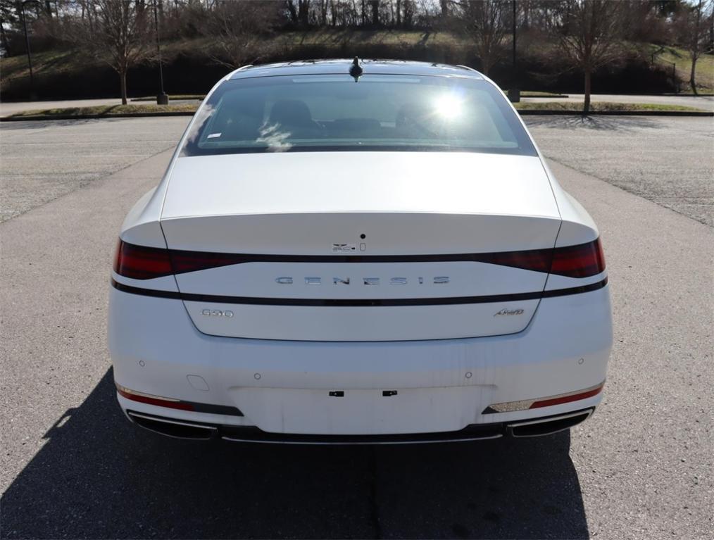 new 2024 Genesis G90 car, priced at $93,270