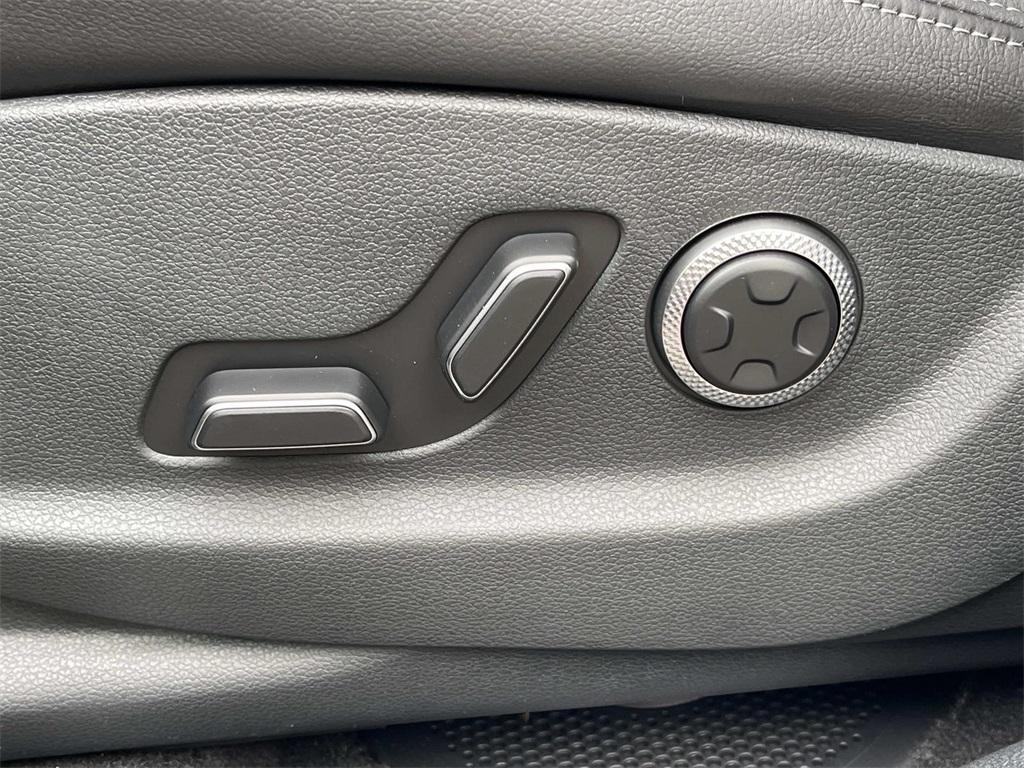 new 2026 Genesis GV70 car, priced at $59,545