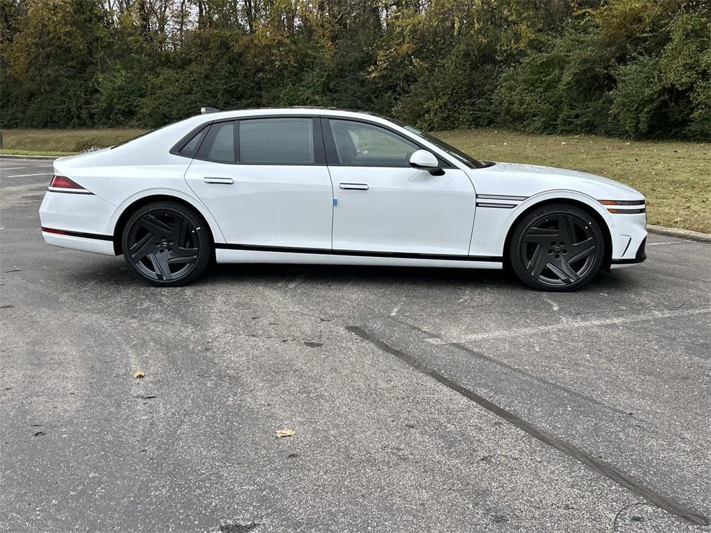 new 2026 Genesis G90 car, priced at $105,160