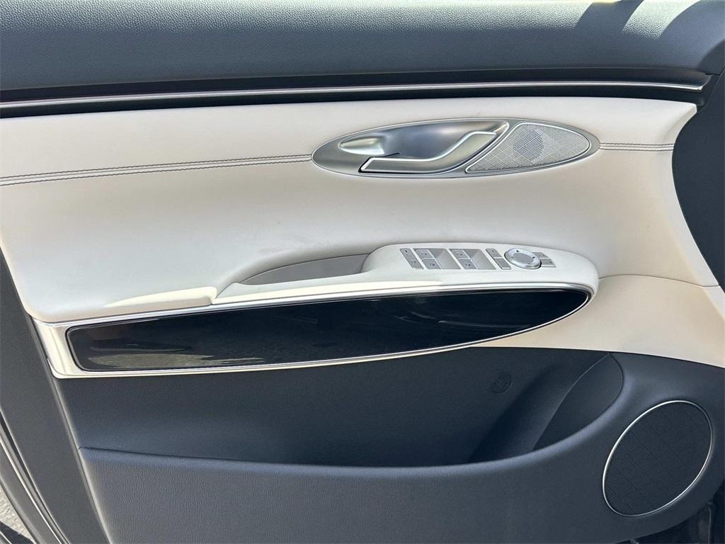 new 2026 Genesis GV70 car, priced at $52,100