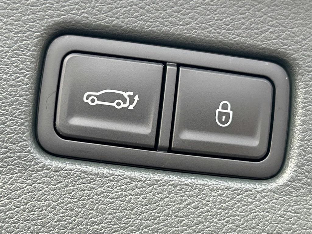 new 2026 Genesis GV80 car, priced at $85,060