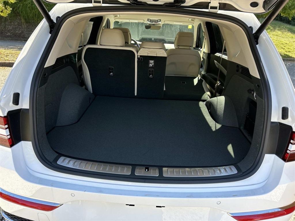 new 2026 Genesis GV80 car, priced at $66,105