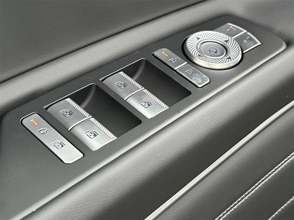 new 2026 Genesis GV80 car, priced at $60,295