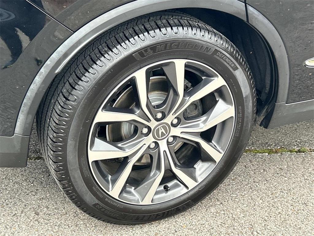 used 2022 Acura MDX car, priced at $32,921