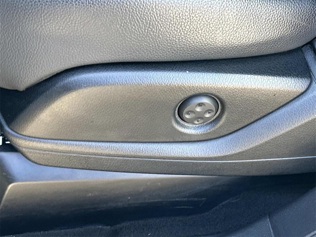 used 2017 Mercedes-Benz GLE 350 car, priced at $15,912