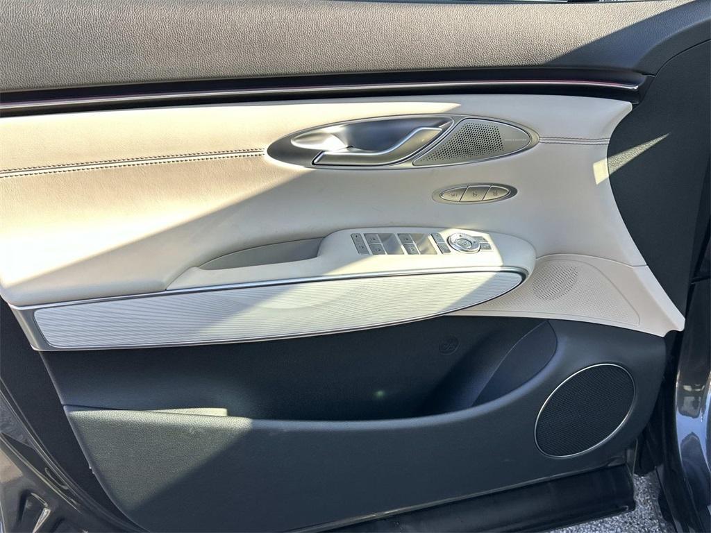 new 2026 Genesis GV70 car, priced at $59,470