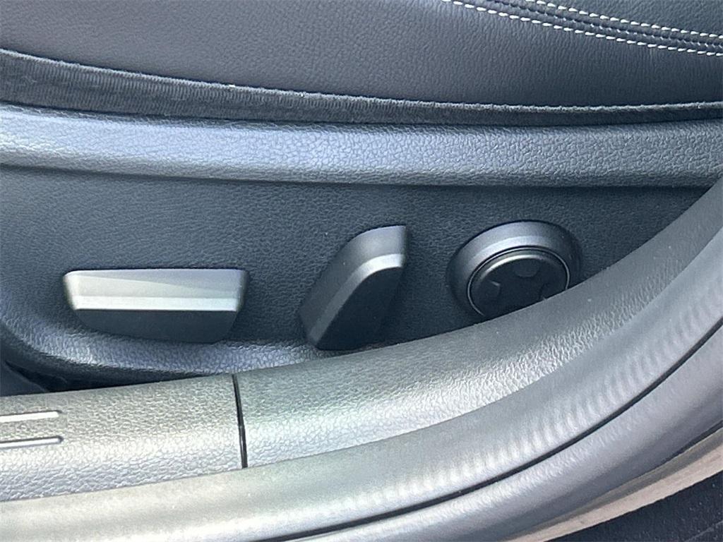 new 2026 Genesis G70 car, priced at $49,310