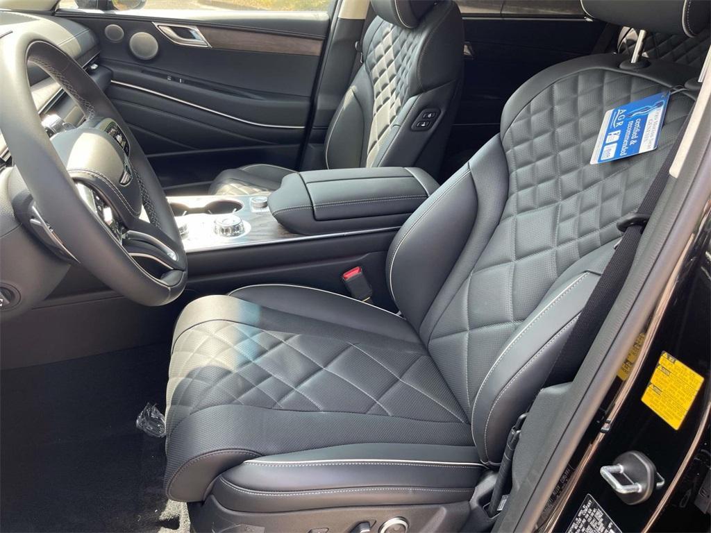 new 2025 Genesis GV80 car, priced at $79,144