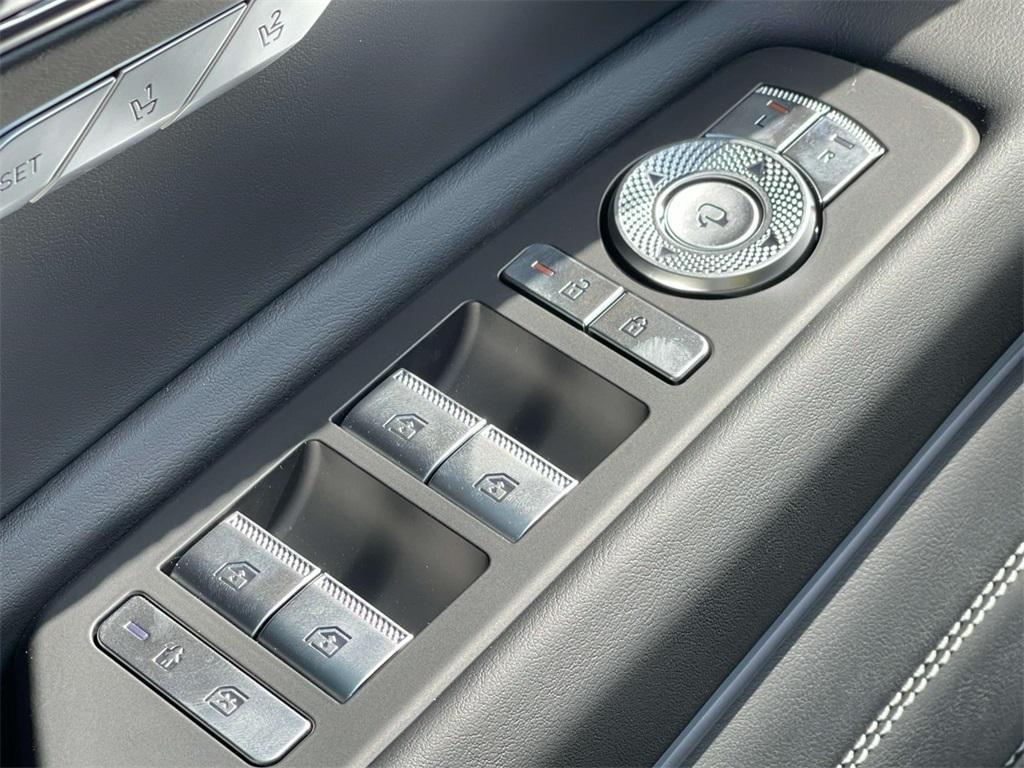 new 2025 Genesis GV80 car, priced at $79,144