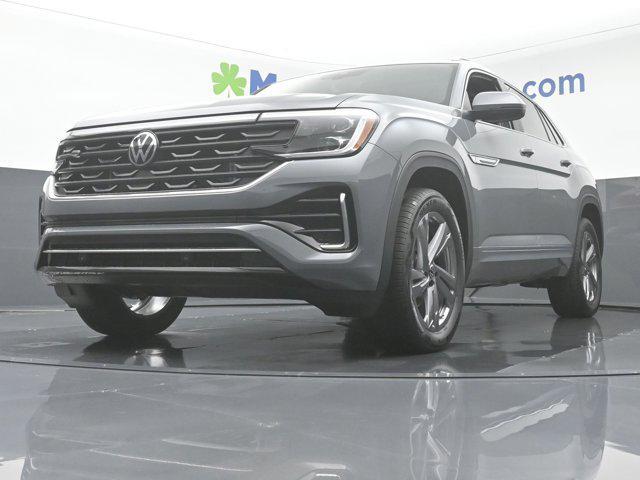 new 2024 Volkswagen Atlas Cross Sport car, priced at $49,616