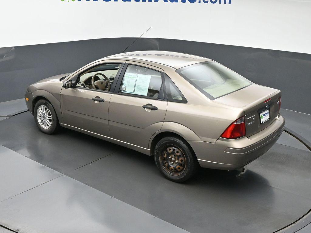 used 2005 Ford Focus car, priced at $4,000