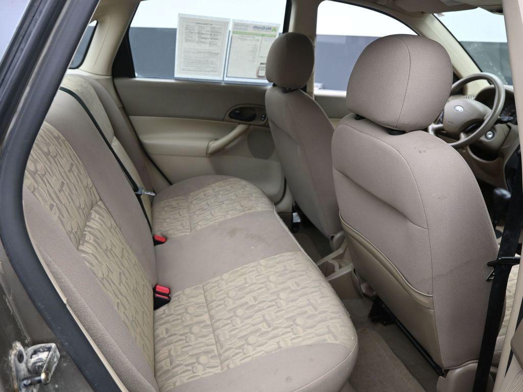 used 2005 Ford Focus car, priced at $4,000