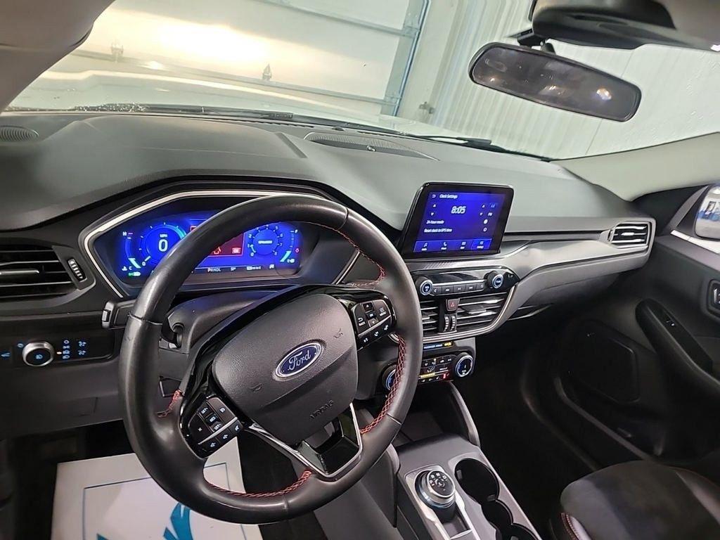 used 2022 Ford Escape car, priced at $18,997