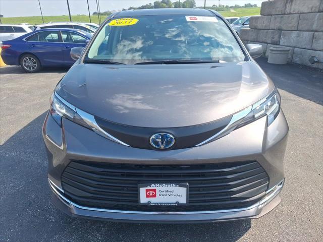 used 2023 Toyota Sienna car, priced at $41,499