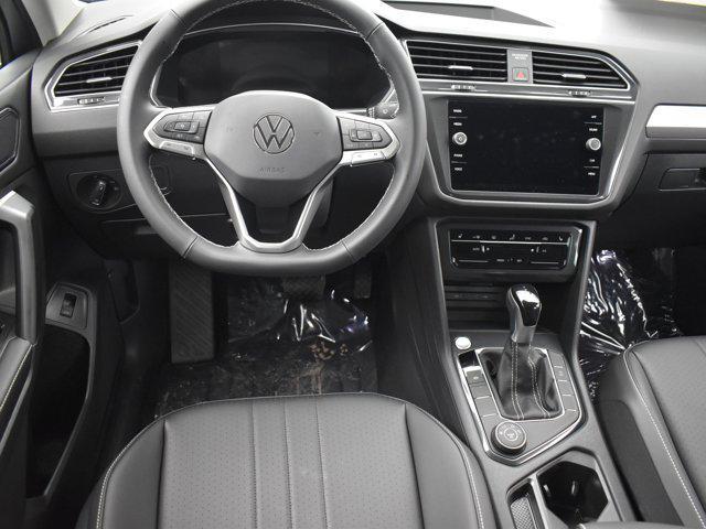 new 2024 Volkswagen Tiguan car, priced at $34,294