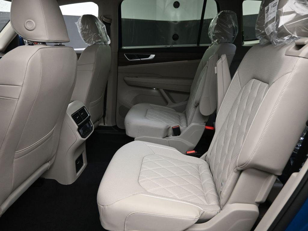 new 2026 Volkswagen Atlas car, priced at $54,529