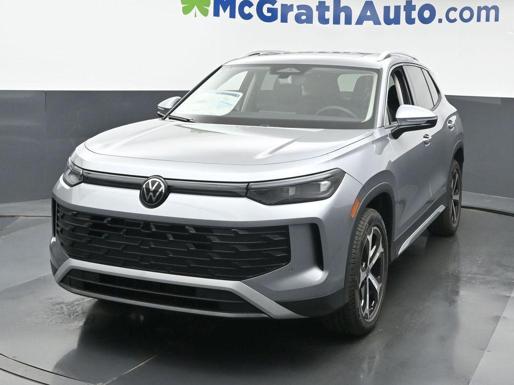 new 2025 Volkswagen Tiguan car, priced at $34,034