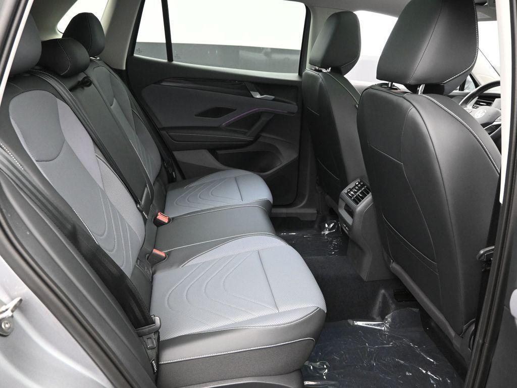 new 2025 Volkswagen Tiguan car, priced at $34,034