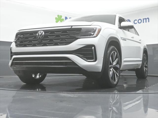 new 2025 Volkswagen Atlas Cross Sport car, priced at $51,699