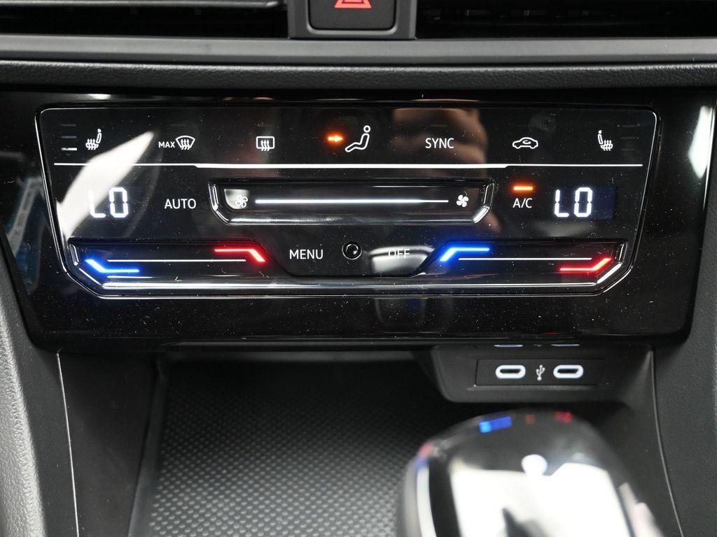 new 2025 Volkswagen Jetta car, priced at $24,461