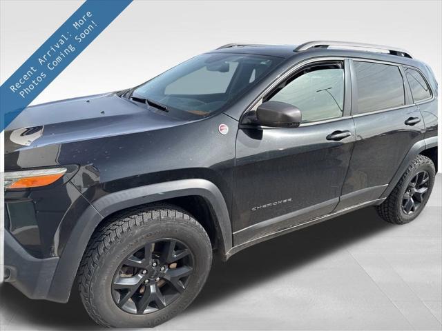 used 2016 Jeep Cherokee car