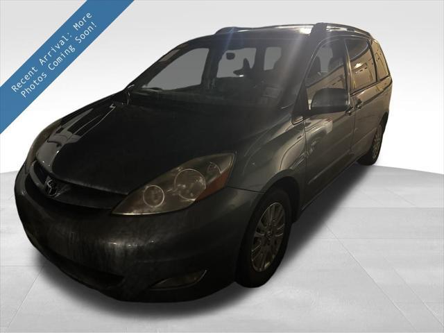 used 2008 Toyota Sienna car, priced at $6,000