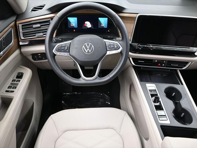 new 2025 Volkswagen Atlas car, priced at $39,136