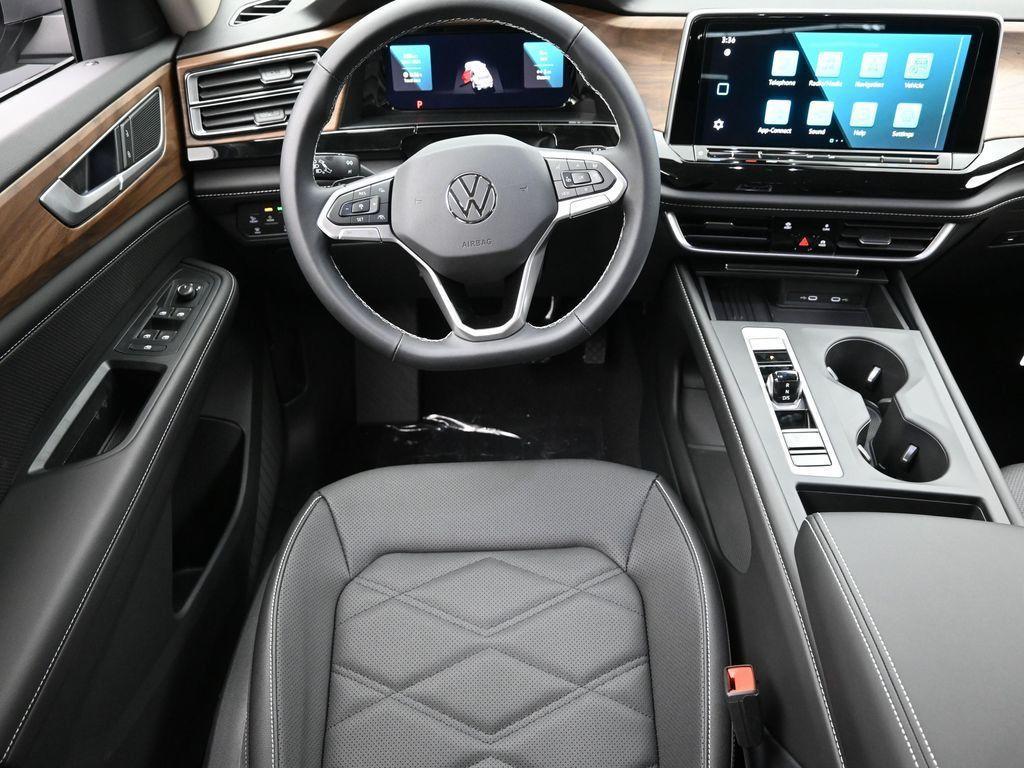 new 2025 Volkswagen Atlas car, priced at $37,006