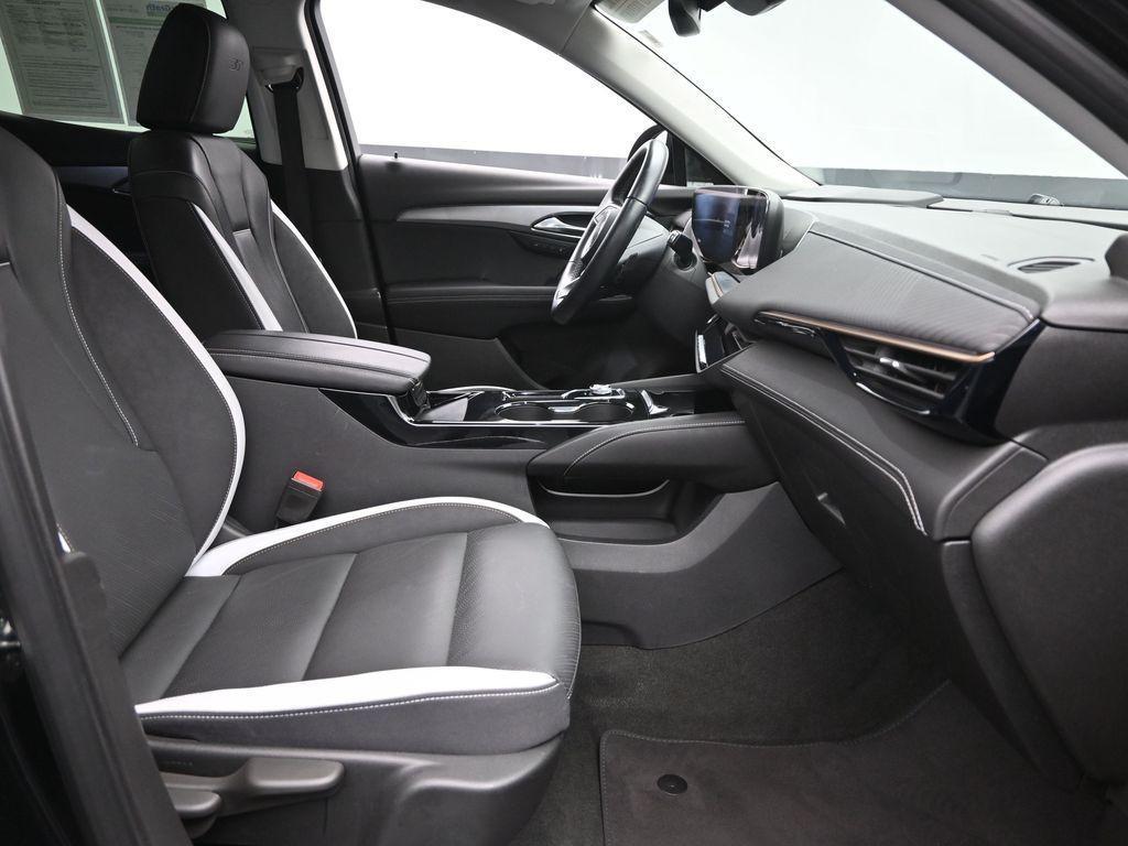 used 2024 Buick Envision car, priced at $29,500