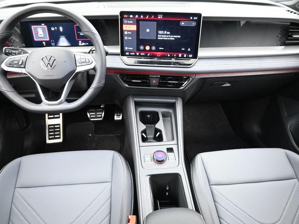 new 2025 Volkswagen Tiguan car, priced at $37,225