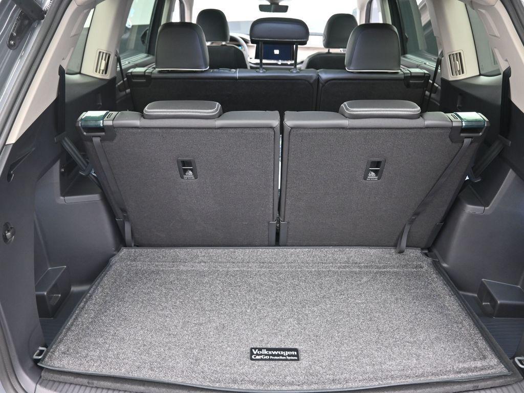 new 2025 Volkswagen Atlas car, priced at $50,053