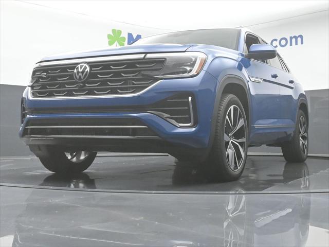 new 2025 Volkswagen Atlas Cross Sport car, priced at $51,018