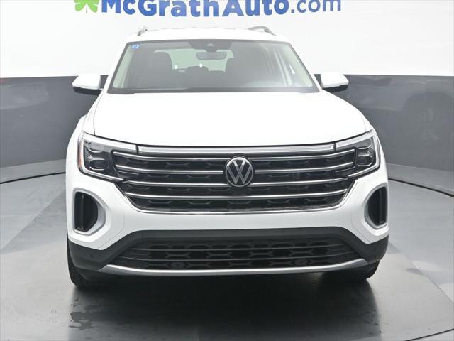 new 2024 Volkswagen Atlas car, priced at $40,351